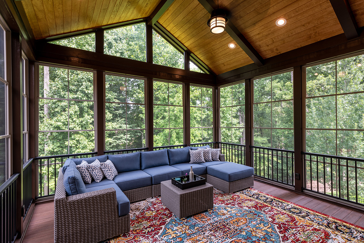 <span class="gold">Seamless</span> Blending